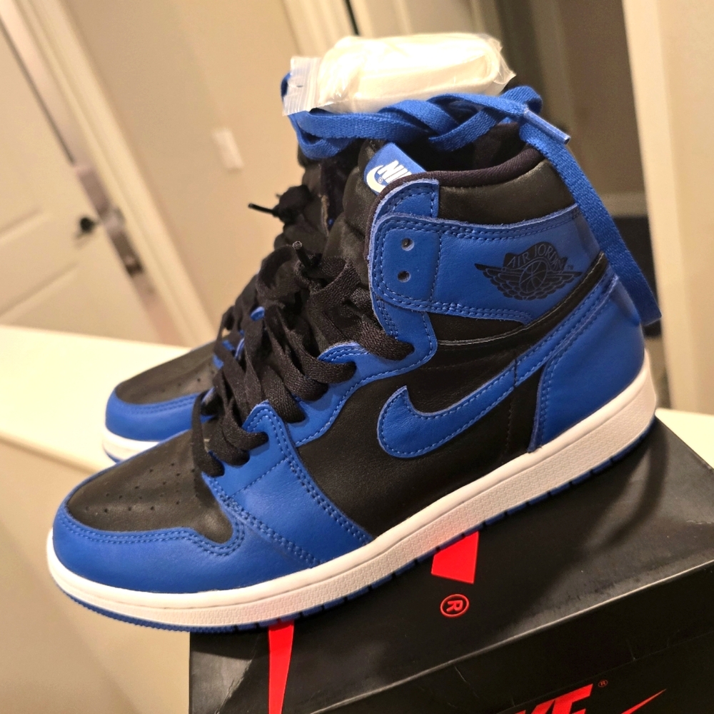 Men's Nike AIR JORDAN 1 RETRO HIGH OG (Blue & Black)